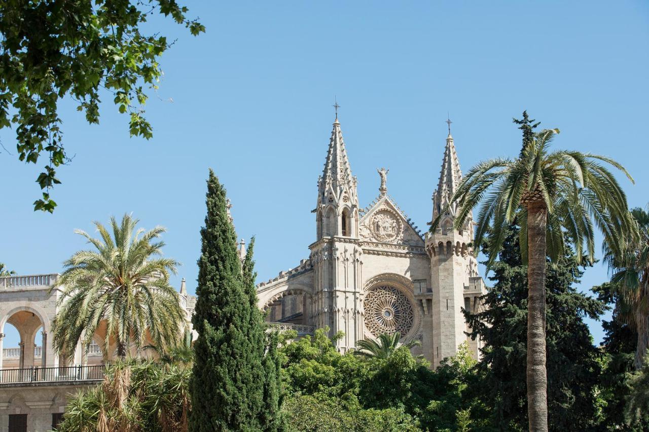 El Llorenc Parc De La Mar - Adults Only Палма де Майорка Екстериор снимка The cathedral of Palma